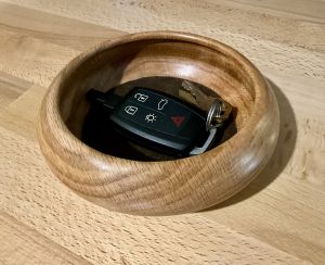 Small oak bowl for keys.